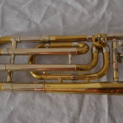 Trombón Bach Stradivarius Corporation 36 en buen estado. image 15