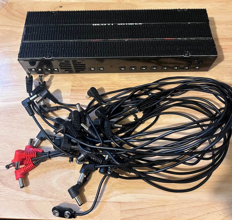 Voodoo Lab Pedal Power Mondo 2010s - Black image 1