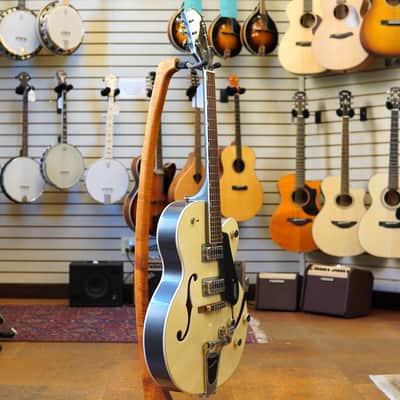 Gretsch G5420T Electromatic Classic Hollow Body Single-Cut Electric Guitar with Bigsby Two-Tone Vintage White/London Grey image 5