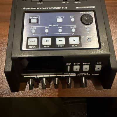 Oade Brothers Modded Edirol R-44 Portable Recorder Review and