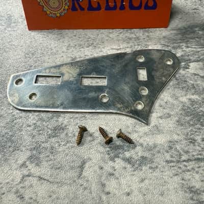Real Life Relics Jaguar® Upper Control Plate  (DQ10)