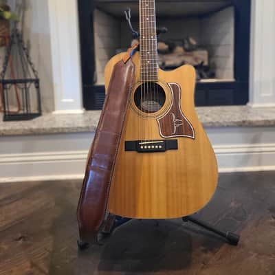 The Saddleback -  Handcrafted Full-Grain Leather Guitar Strap image 4