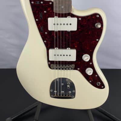Squier Classic Vibe '60s Jazzmaster Electric Guitar, Laurel Fingerboard, Olympic White image 4
