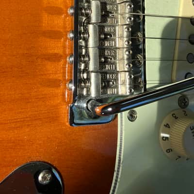 Fender Vintera '60s Stratocaster with Pau Ferro Fretboard 2019 - Present - 3-Color Sunburst image 12