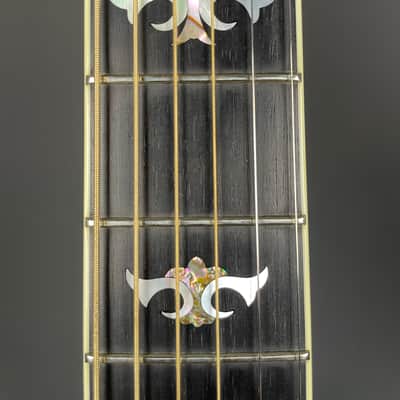 Taylor W14C 1999 Western Red Cedar / Figured Claro Walnut w/ OHSC & Fishman Pickup image 16
