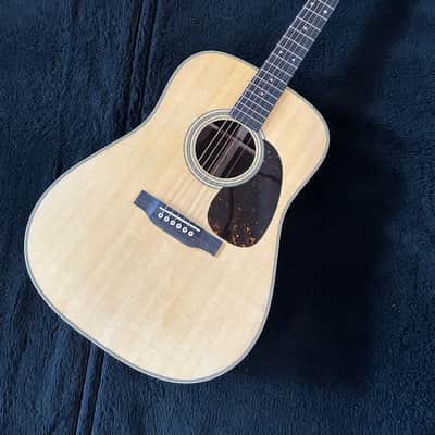 Martin D-28 Natural #2770378 / 4lbs. 8.4oz image 2
