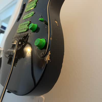 Ibanez JEM777V-BK Vai Vine 1990 vintage image 13