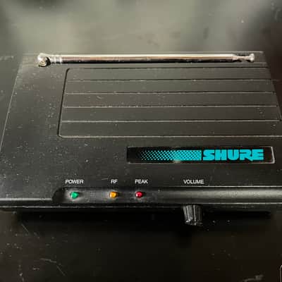 Shure T1G Guitar Wireless Transmitter and T3 Receiver image 2