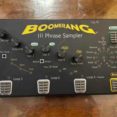Boomerang III Phrase Sampler 2010s - Black image 1