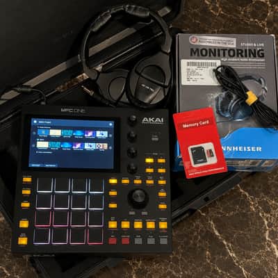 Akai MPC One Production Center Bundle • Custom Hard Case • HD 280 Pro • 32GB SD • Excellent image 7