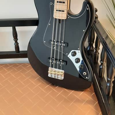 Ashdown The Grail bass 4-string, maple fretboard image 5