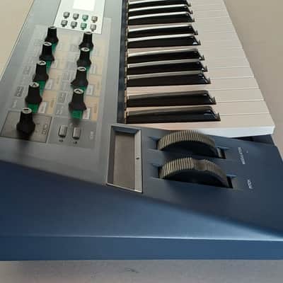 Yamaha AN1x Virtual Analog Synthesizer 1997 - Blue image 5