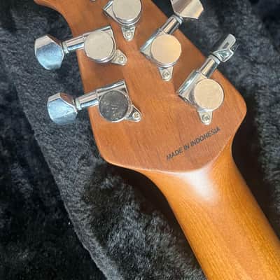 Sterling de Music Man SR-50 con actualizaciones imagen 8