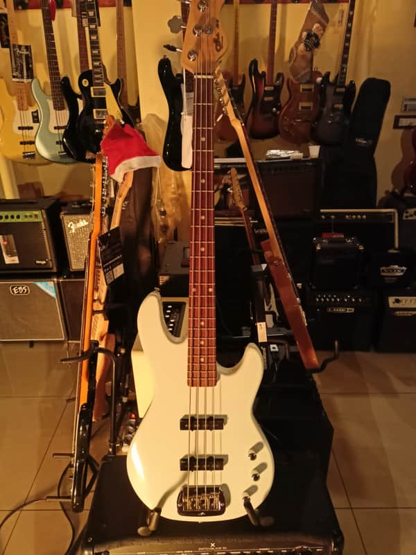 G&L Tribute Series JB-2