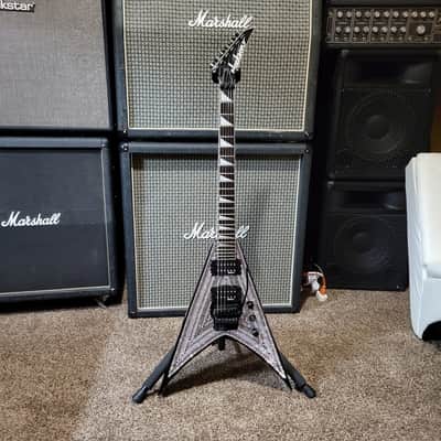 Jackson "Custom Rhinestone" JS32 King V Gloss Black 2019 image 8