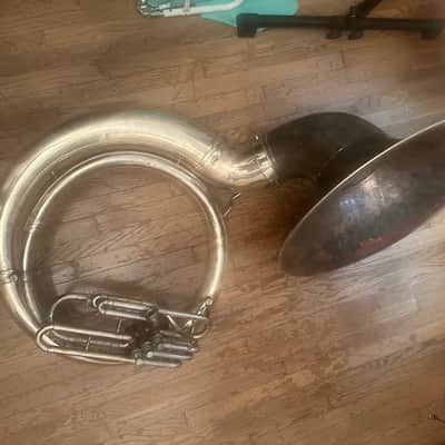 King 2350 BBb Sousaphone with detachable cluster, includes case. image 14