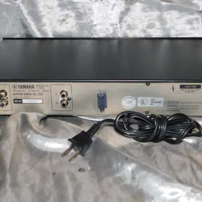Yamaha T-520 am fm stereo tuner image 4