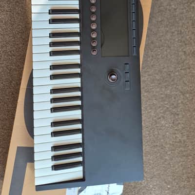 Native Instruments Kontrol S61 Mk3 2023 image 7