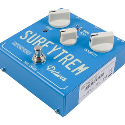 Surfy Industries SurfyTrem Deluxe V1.0 Stereo Tremolo Pedal [USED] image 3