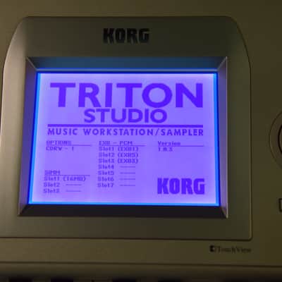 Korg Triton Studio Music Workstation/Sampler - 61 keys 2001-2003 - Silver image 2