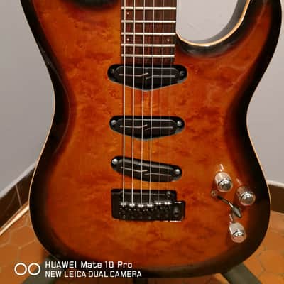 Godin Artisan ST Signature 90' Sunburst image 2