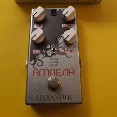 Alexander Pedals Amnesia Delay 2010s - Silver / Graphic image 1