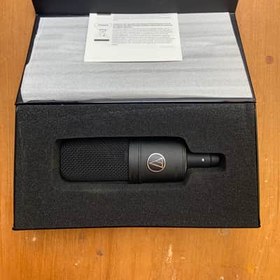 Audio-Technica At4033a Large Diaphragm Mic with Suspension Mount image 5