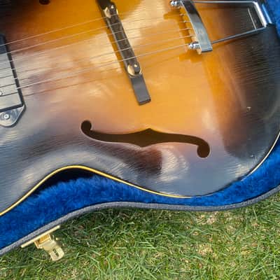 Gibson ES-125 1952 - Sunburst with Case image 25