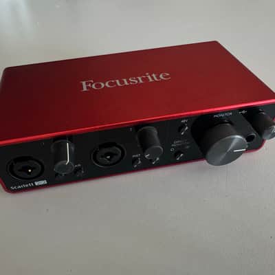 Focusrite Scarlett Solo 3rd Gen USB Audio Interface 2019 - Present - Red / Black image 3