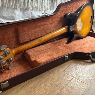 Gibson Grabber G3 bass - 1976 - Tobacco Sunburst image 2