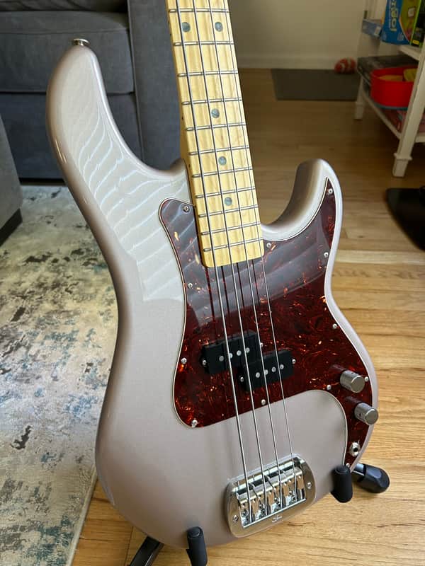 2022 G&L LB-100 <9lbs (USA) image 1