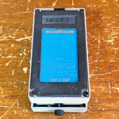 BOSS DD-2 DD2 Digital Delay Made in Japan big chip sde3000 Eric Johnson image 5