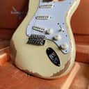 Fender Custom Shop 1967 Stratocaster Heavy Relic - Aged Vintage White