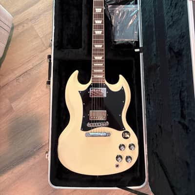 Gibson SG Standard 2024 - Classic White w/upgrades image 3