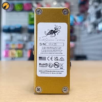 EarthQuaker Devices Plumes Mini Gold Edition - Gold image 5