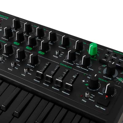 Arturia Microbrute UFO image 2