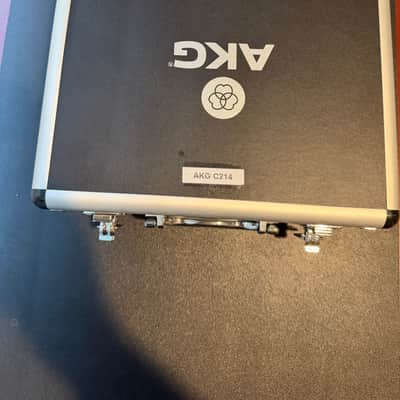 AKG C214 Large Diaphragm Cardioid Condenser Microphone 2010s - Black image 5