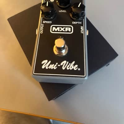 MXR M68 Uni-Vibe 2014 - Present - Black imagen 1