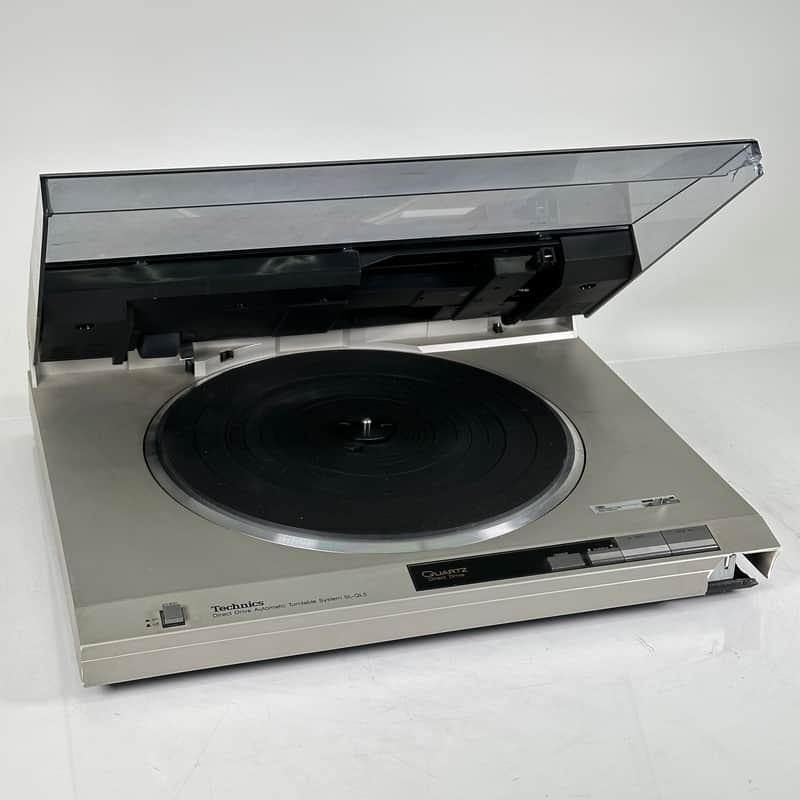 Vintage Technics Quartz Direct Drive Automatic Turntable SL-QL5 image 1