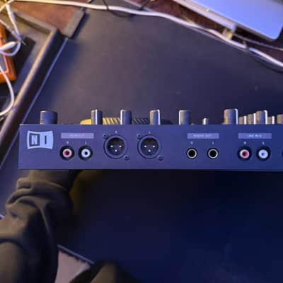 Native Instruments Traktor Kontrol S4 MK3 image 5