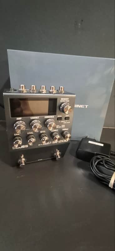 Boss IR-200 Amp and IR Cabinet 2021 - Present - Silver image 1