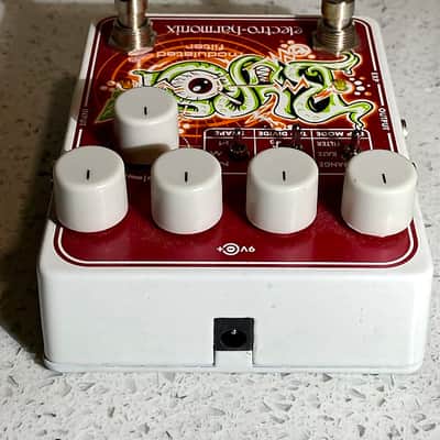 Electro-Harmonix Blurst Modulated Filter Pedal image 4