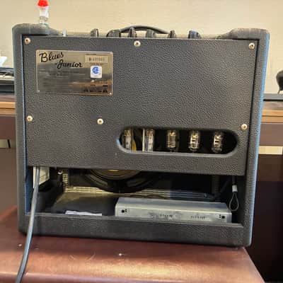 Fender Blues Junior 15-Watt 1x12" Guitar Combo 2002 - 2010 - Black image 5