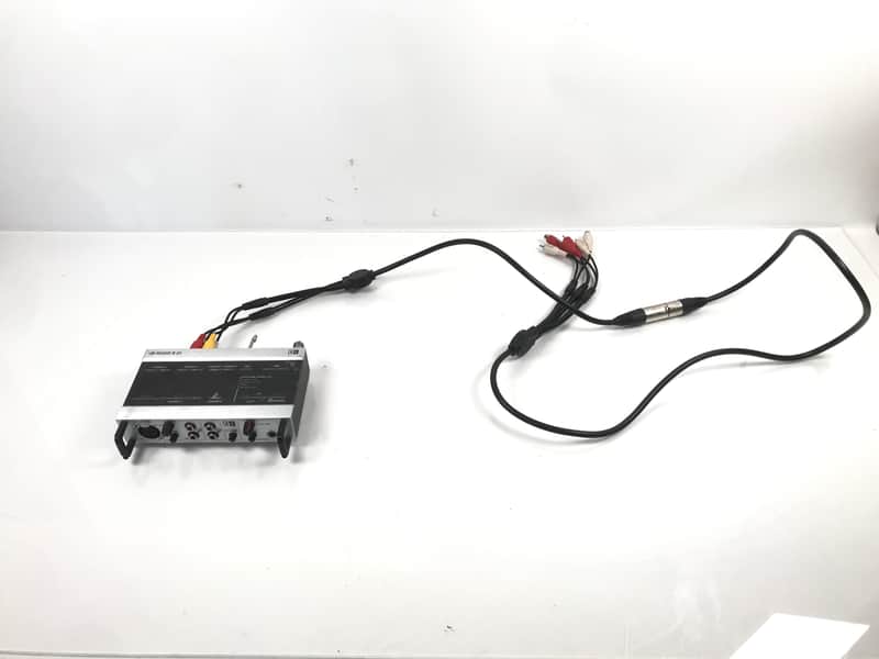 Native Instruments AUDIO 8 DJ Black Interface Audio Interface image 1