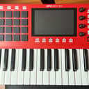 Akai MPC Key 37 Standalone Workstation Synthesizer with 256g card