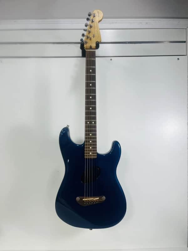 Fender ACOUSTASONIC STRATOCASTER
