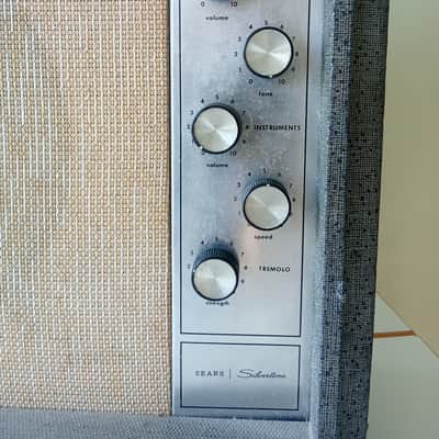 SILVERTONE 1482 15 WATT 1x12 COMBO, 1967 image 3