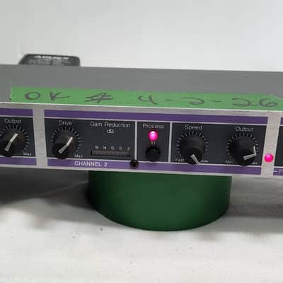 Fostex 3070 Compressor / Limiter Rackmount - Vintage | Reverb Canada