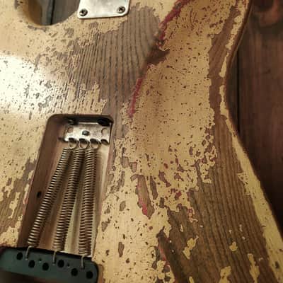 #202603 :: Baldman's Stratocaster set in Dirty Relic Olympic White over Metallic Wine Red : Vintage Aged image 19