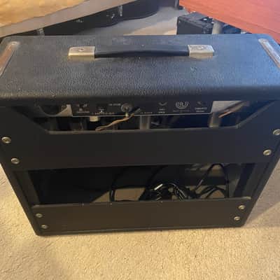 Fender Princeton "Drip Edge" All Original 12-Watt 1x10" Guitar Combo 1968 - 1969 - Silverface image 2